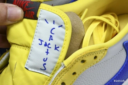 Air Scott DZ4137-701 x Travis 1 Jordan 0824